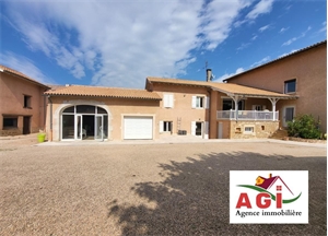 maison-villa à la vente -   71000  MACON, surface 210,4 m2 vente maison-villa - APR747212